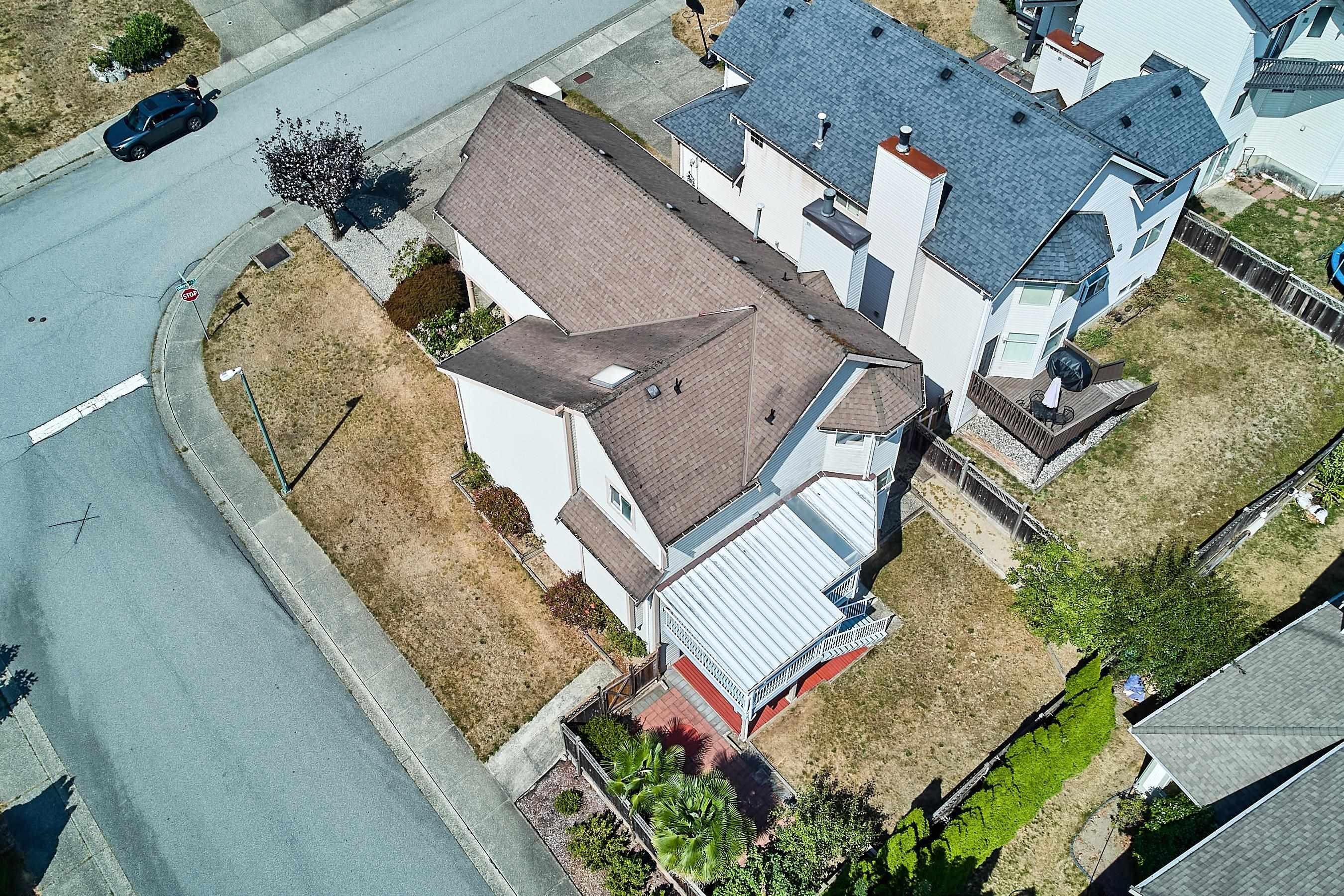 2944 Valleyvista Drive, Coquitlam, BC - Outdoor