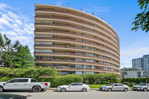 102-2135 Argyle Avenue, West Vancouver, BC - Outdoor