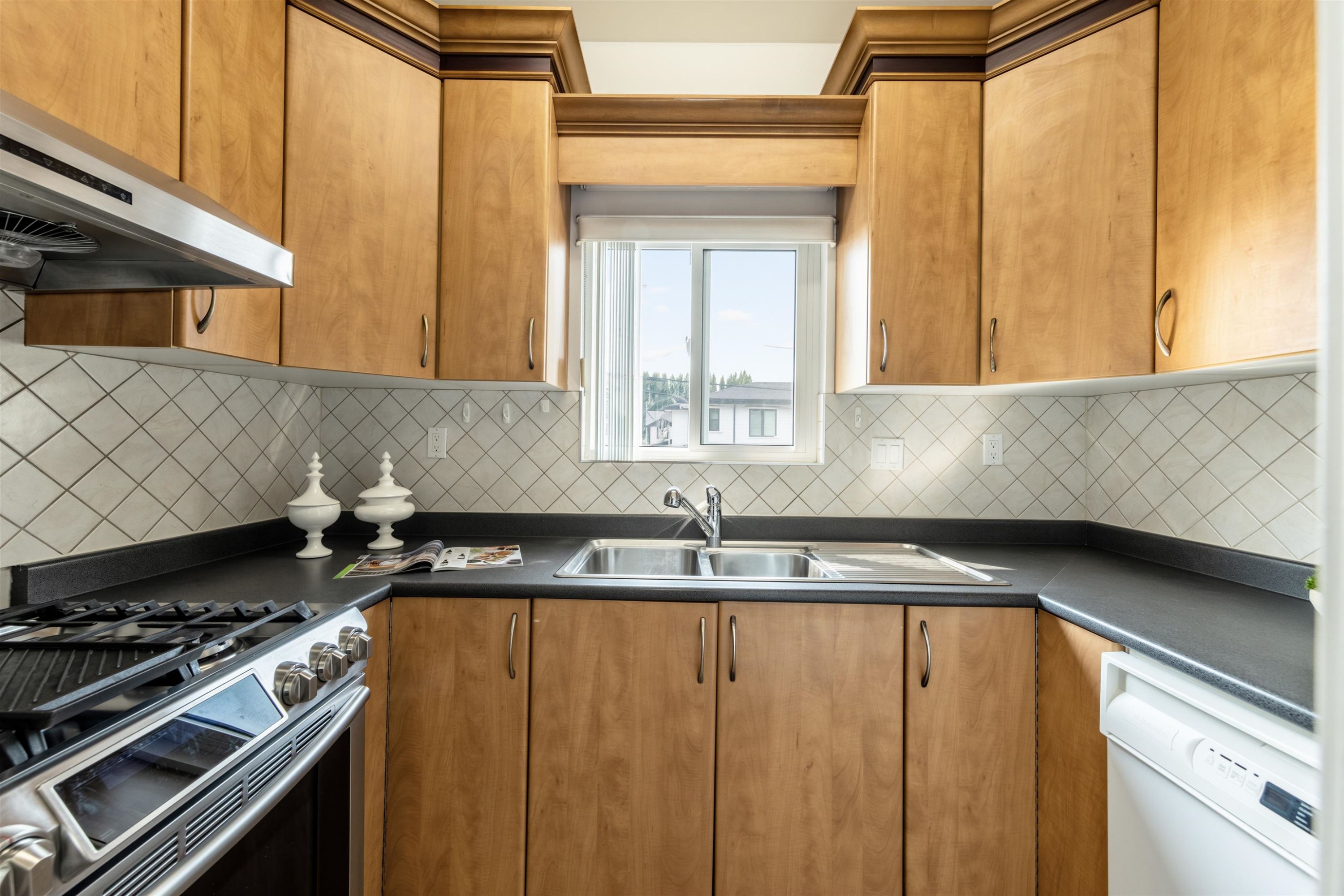 10371 Shell Road, Richmond, BC