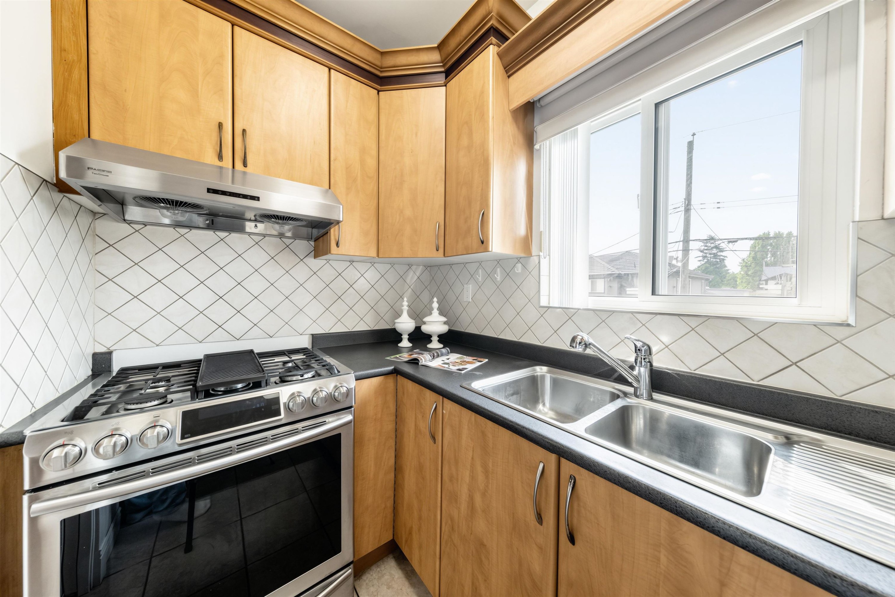 10371 Shell Road, Richmond, BC