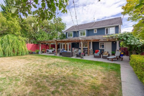 358 14Th Street E, North Vancouver, BC - Outdoor With Deck Patio Veranda