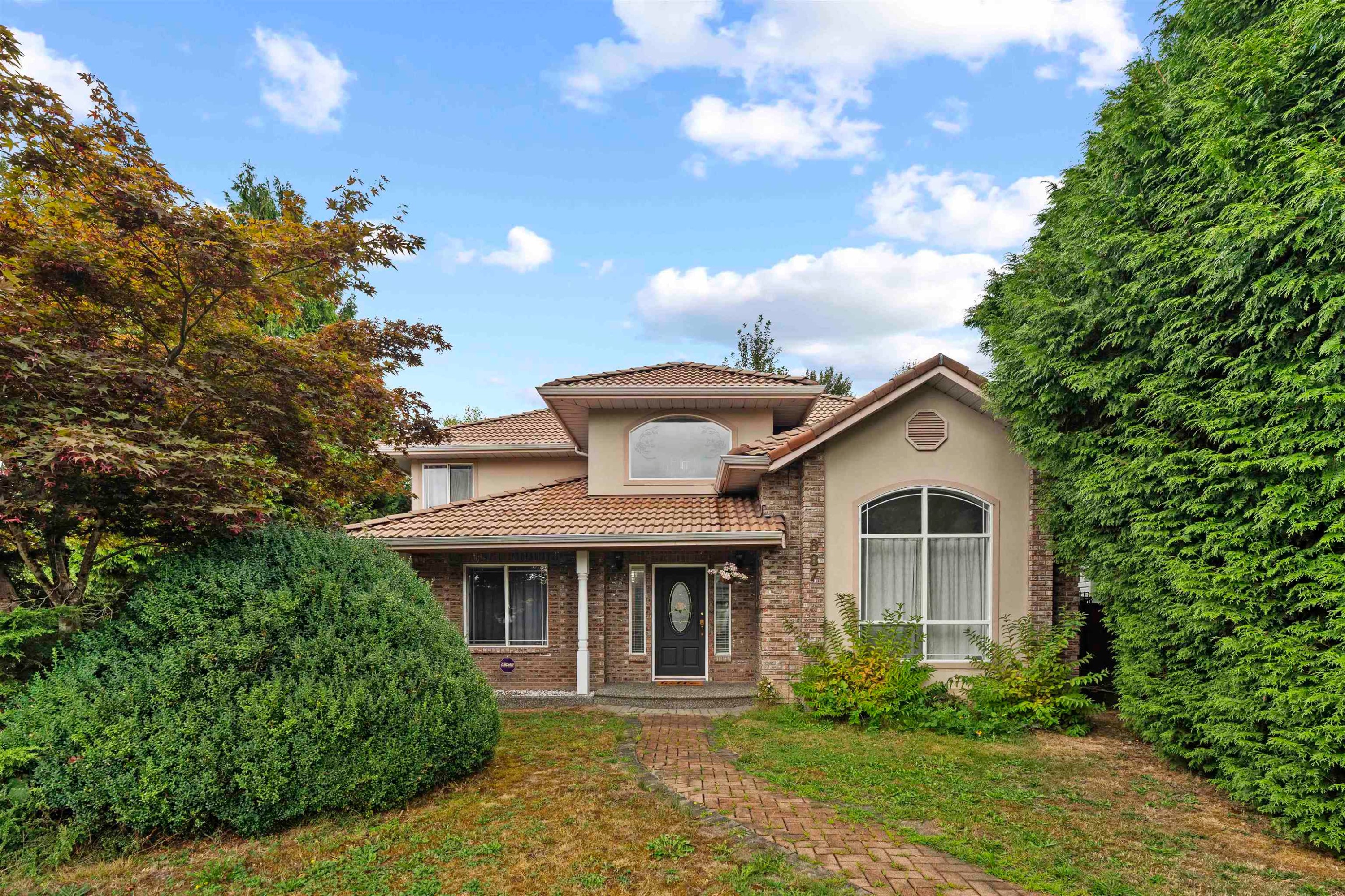887 Riverside Drive, Port Coquitlam, BC