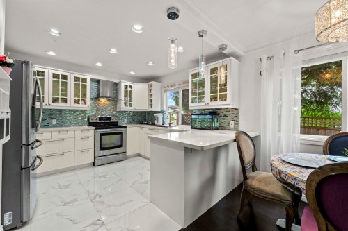 887 Riverside Drive, Port Coquitlam, BC 