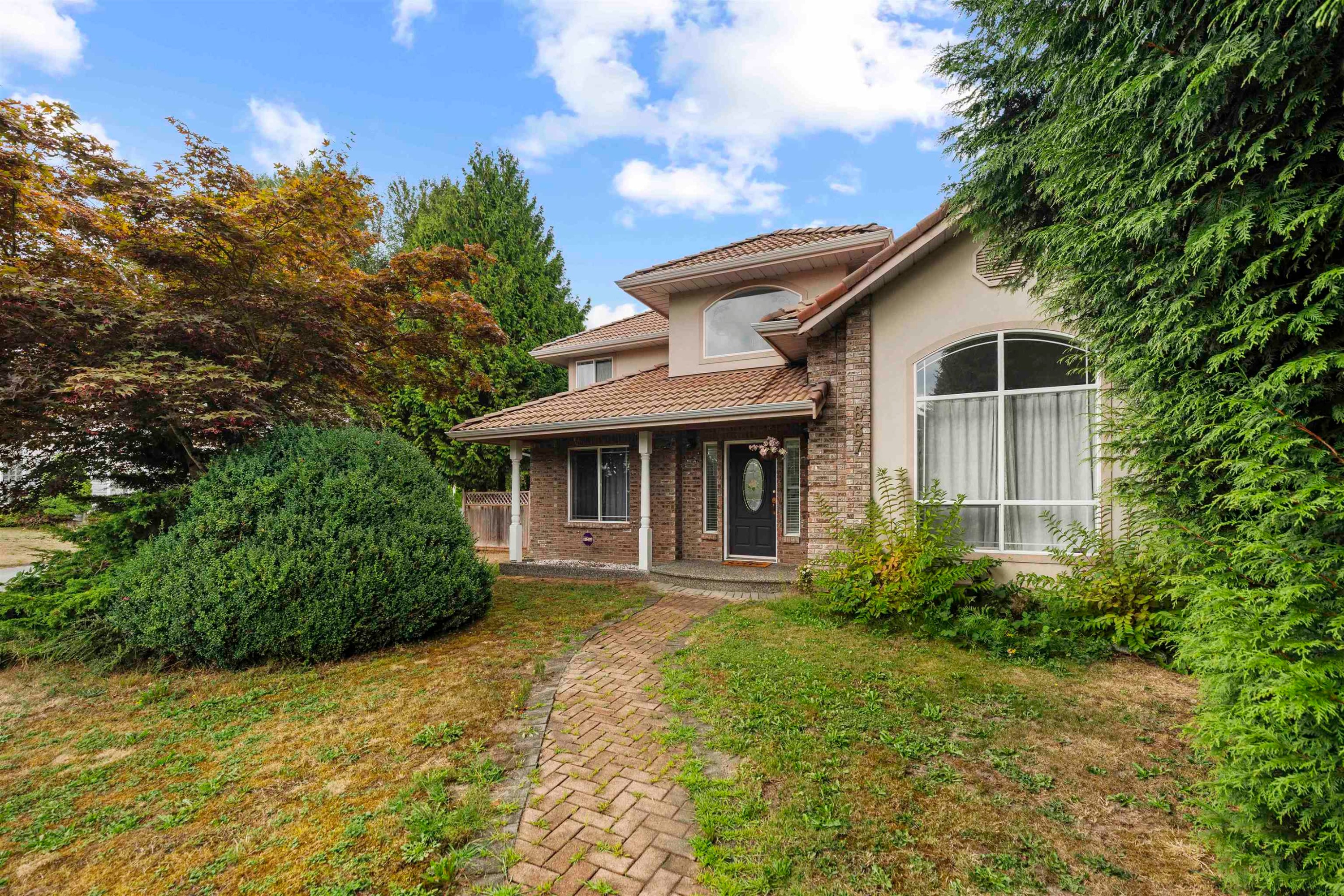 887 Riverside Drive, Port Coquitlam, BC