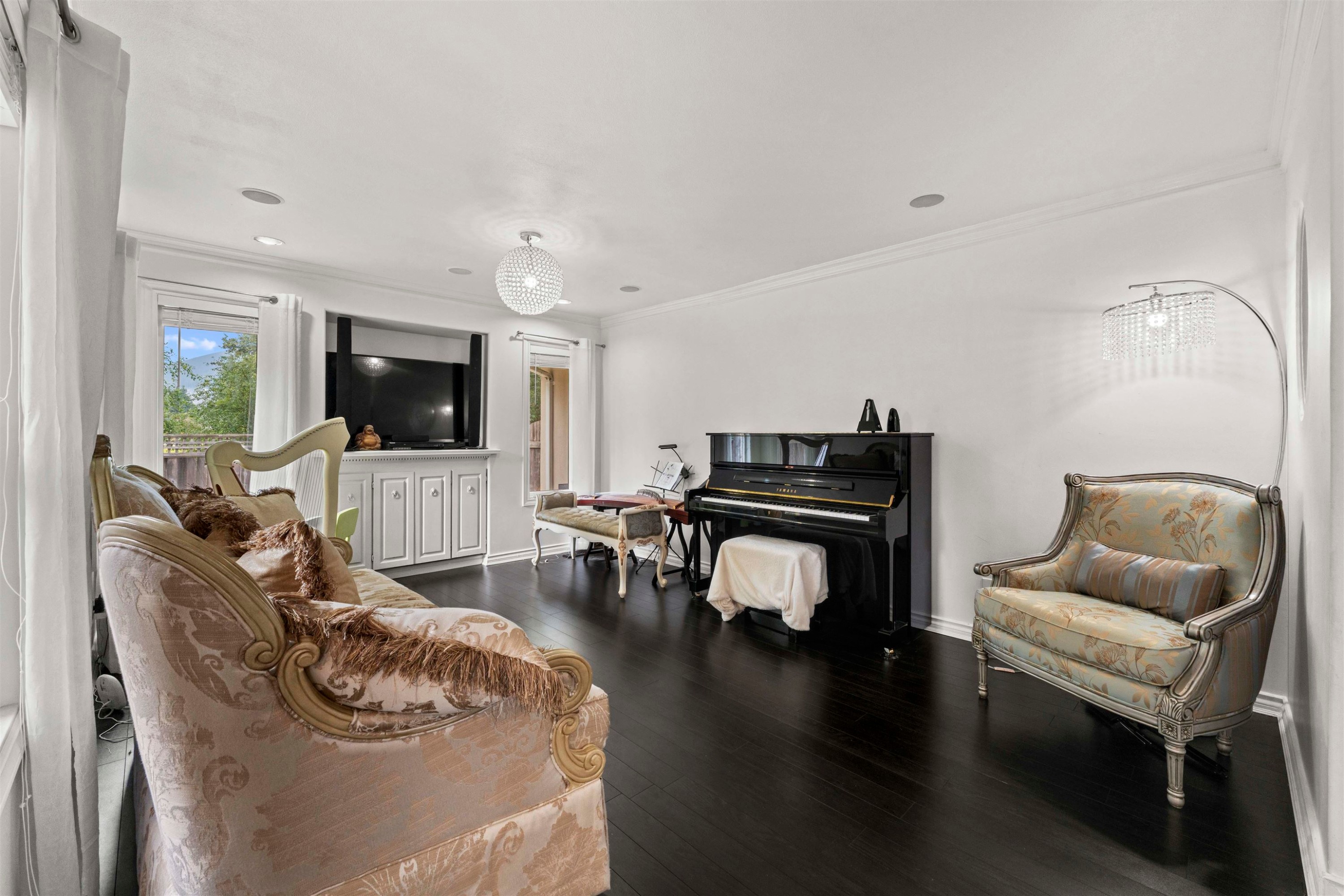 887 Riverside Drive, Port Coquitlam, BC