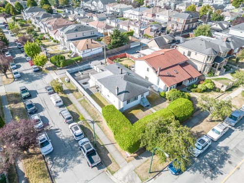 2840 49Th Avenue E, Vancouver, BC 