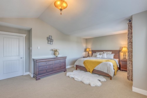 1338 Fifeshire Street, Coquitlam, BC - Indoor Photo Showing Bedroom