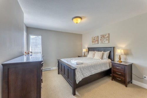 1338 Fifeshire Street, Coquitlam, BC - Indoor Photo Showing Bedroom