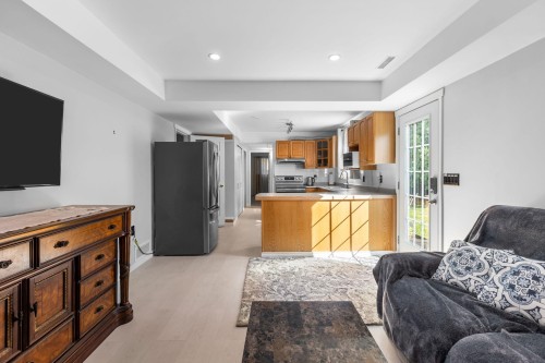 1728 Pekrul Place, Port Coquitlam, BC - Indoor