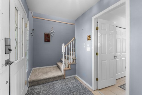 1728 Pekrul Place, Port Coquitlam, BC - Indoor Photo Showing Other Room