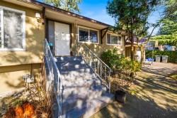 521 Brookmere Avenue Coquitlam, BC V3J 1W8