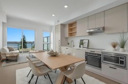 655-422 3rd Street ENorth Vancouver, BC V7L 1G2