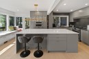 615 Kings Road E, North Vancouver, BC  - Indoor Photo Showing Kitchen With Upgraded Kitchen 