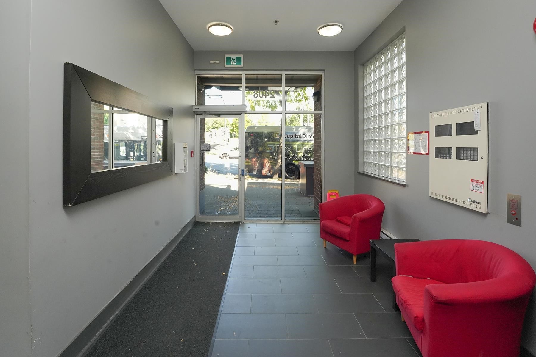 403-2408 Broadway E, Vancouver, BC - Indoor Photo Showing Other Room