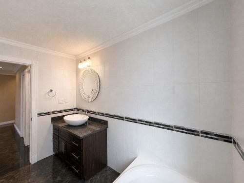 5885 Lincoln Street, Vancouver, BC 