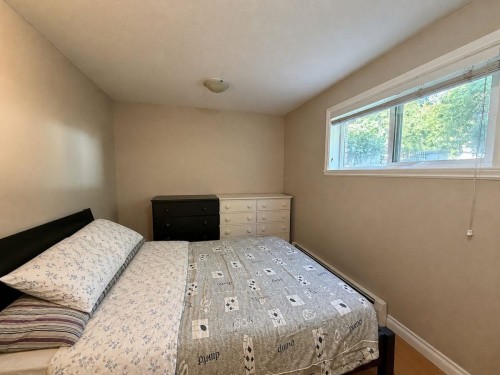 5885 Lincoln Street, Vancouver, BC 