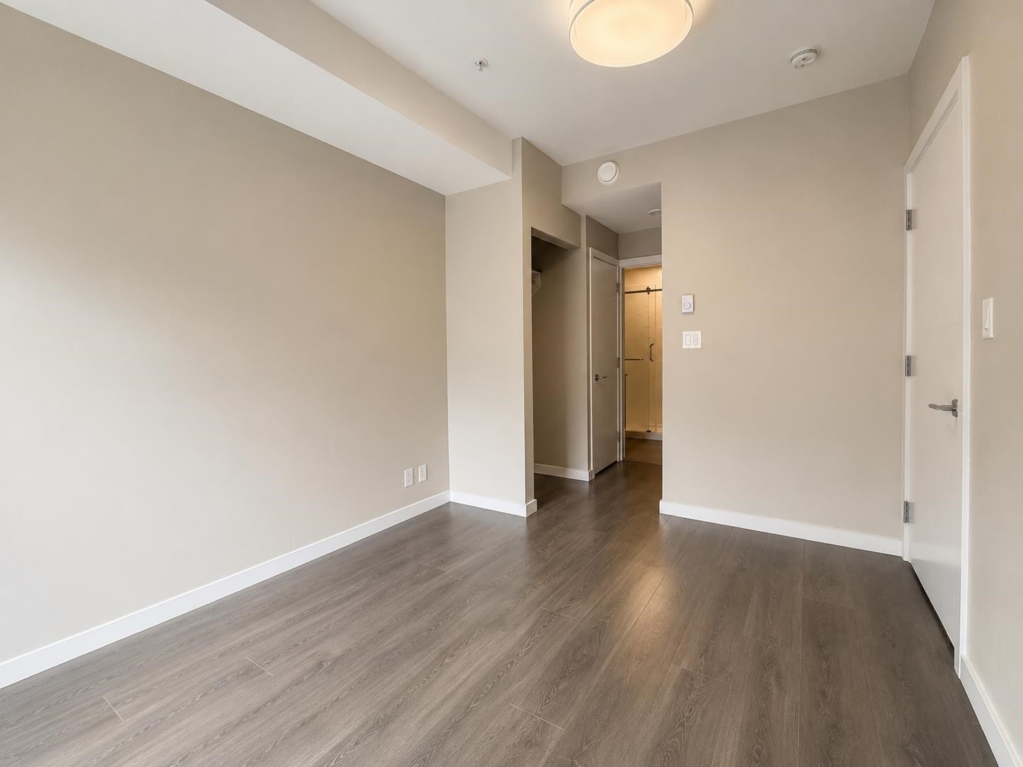 512-38033 Second Avenue, Squamish, BC - Indoor Photo Showing Other Room