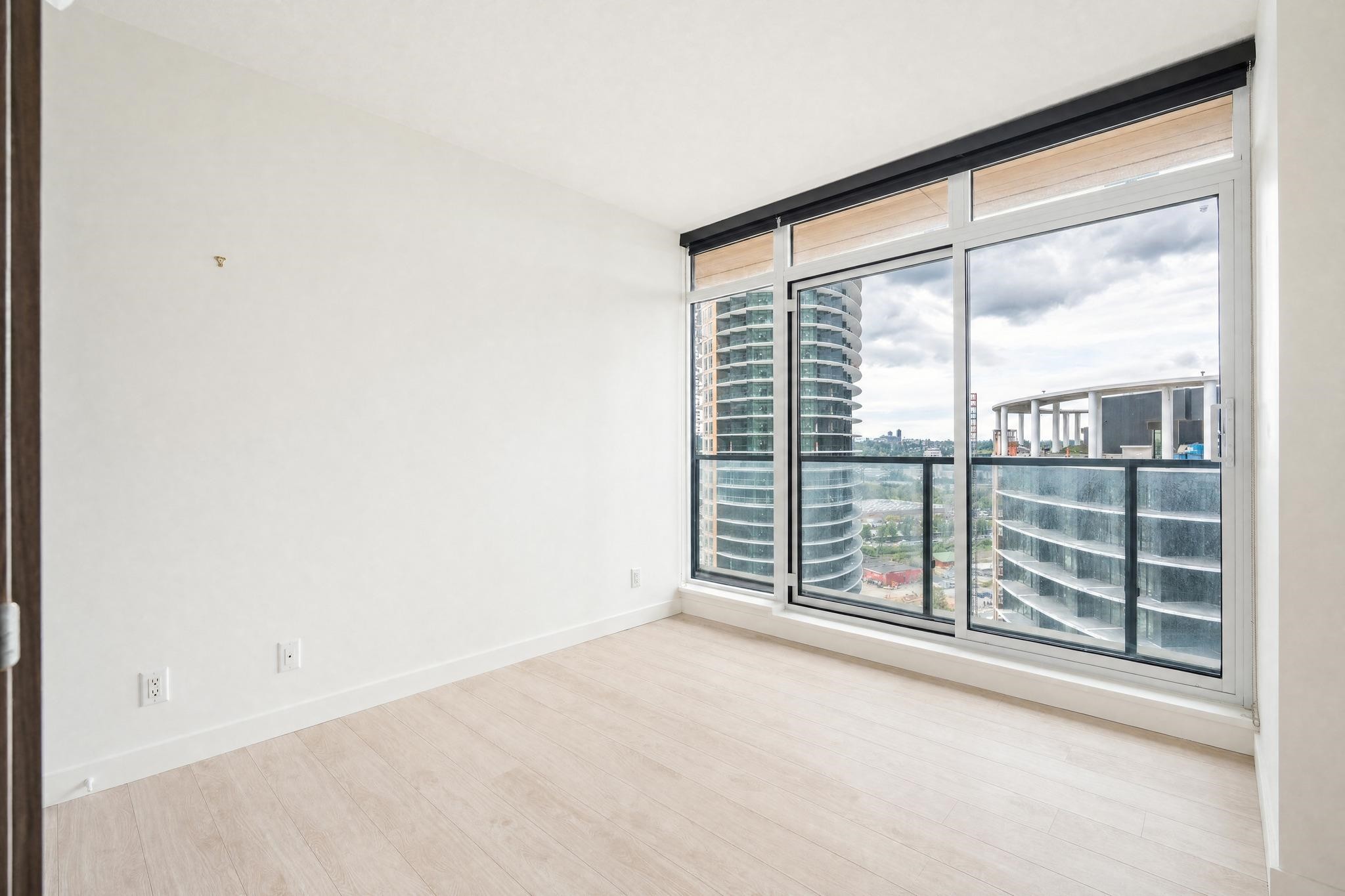 1702-4890 Lougheed Highway, Burnaby, BC