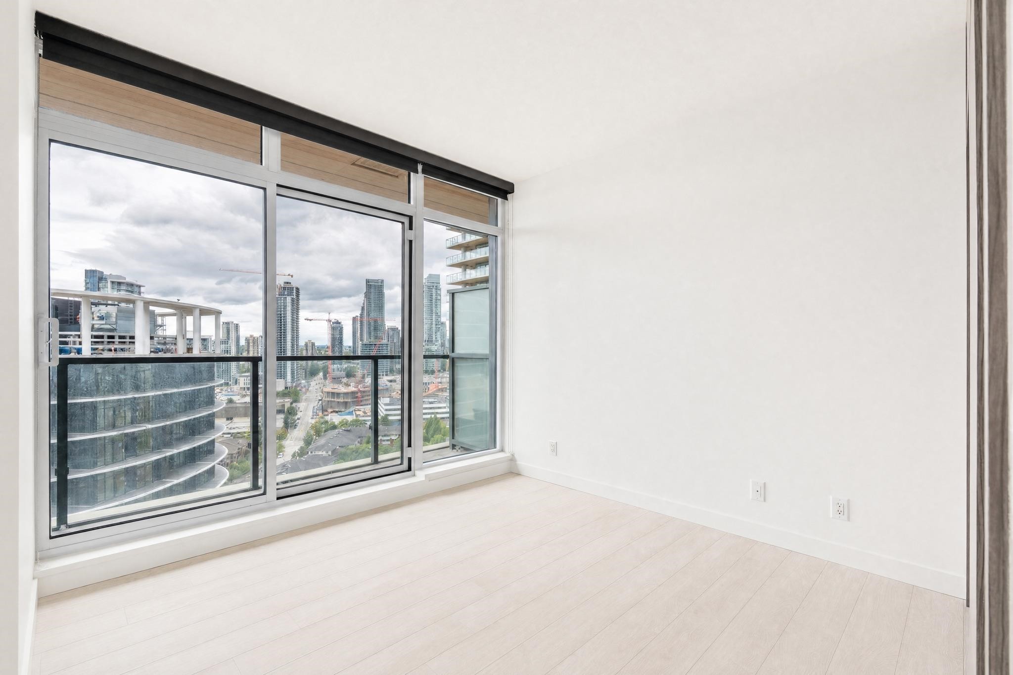 1702-4890 Lougheed Highway, Burnaby, BC