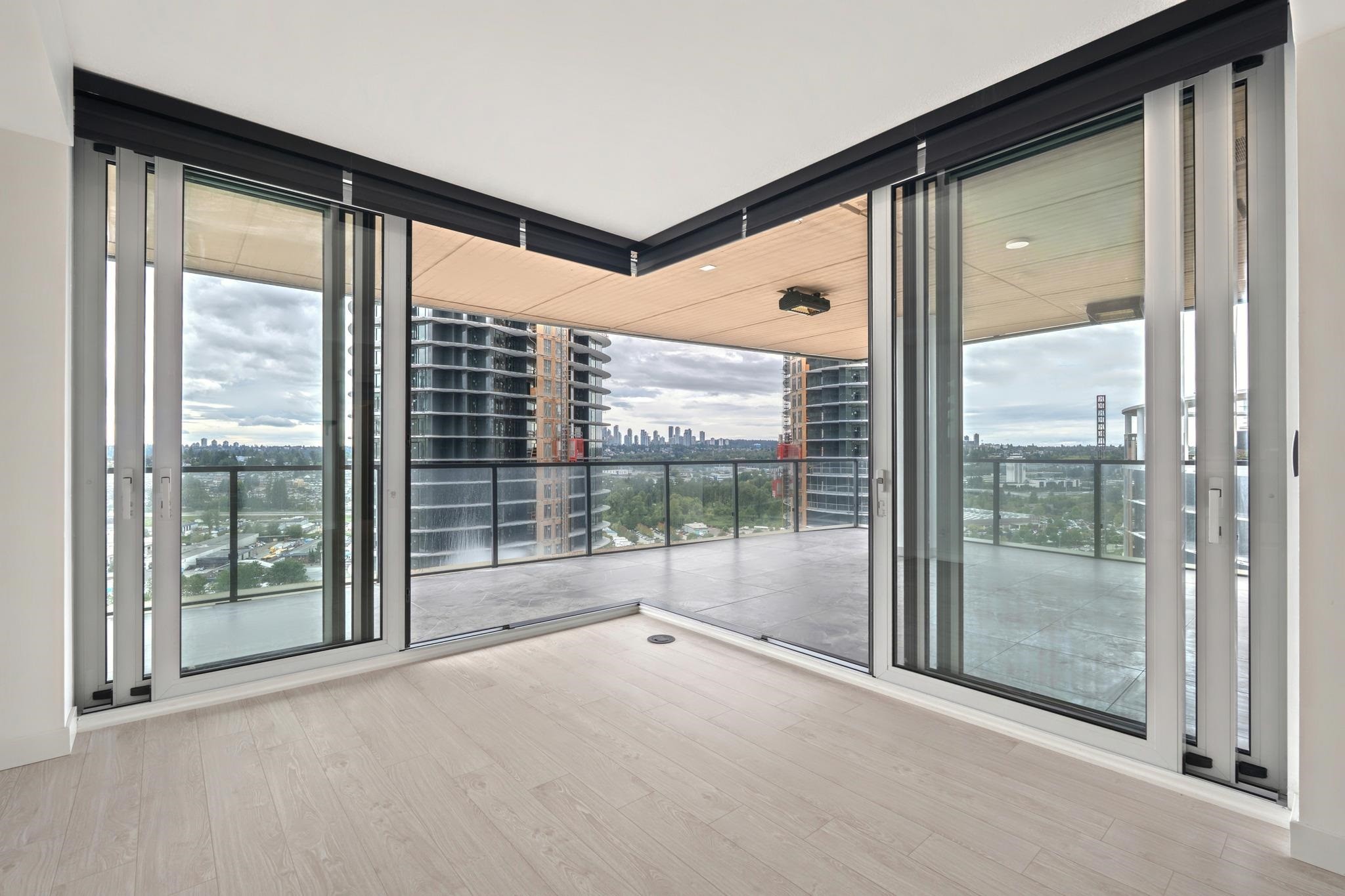 1702-4890 Lougheed Highway, Burnaby, BC