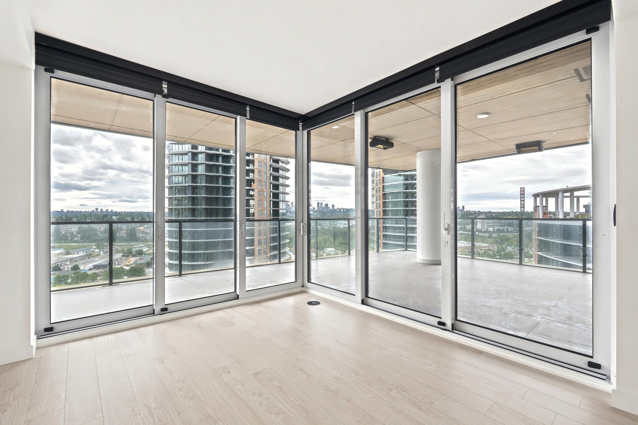 1702-4890 Lougheed Highway, Burnaby, BC