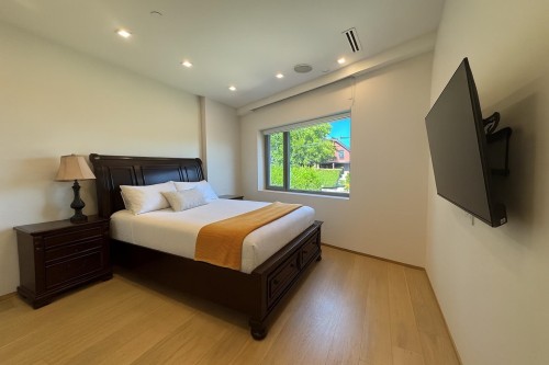 1076 Park Drive, Vancouver, BC - Indoor Photo Showing Bedroom