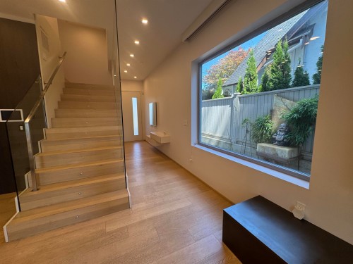 1076 Park Drive, Vancouver, BC - Indoor Photo Showing Other Room