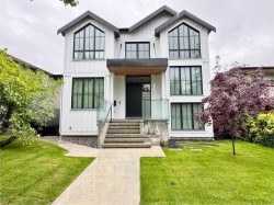 X-1XX6 Nassau Drive Vancouver, BC V5P 2B5