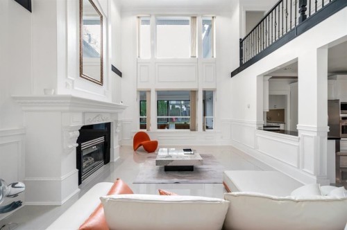 9871 Pigott Road, Richmond, BC - Indoor With Fireplace