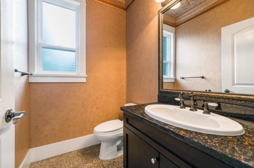 9871 Pigott Road, Richmond, BC - Indoor Photo Showing Bathroom