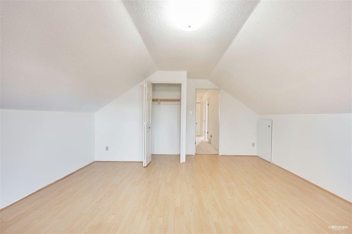 9400 Mcburney Drive, Richmond, BC - Indoor Photo Showing Other Room