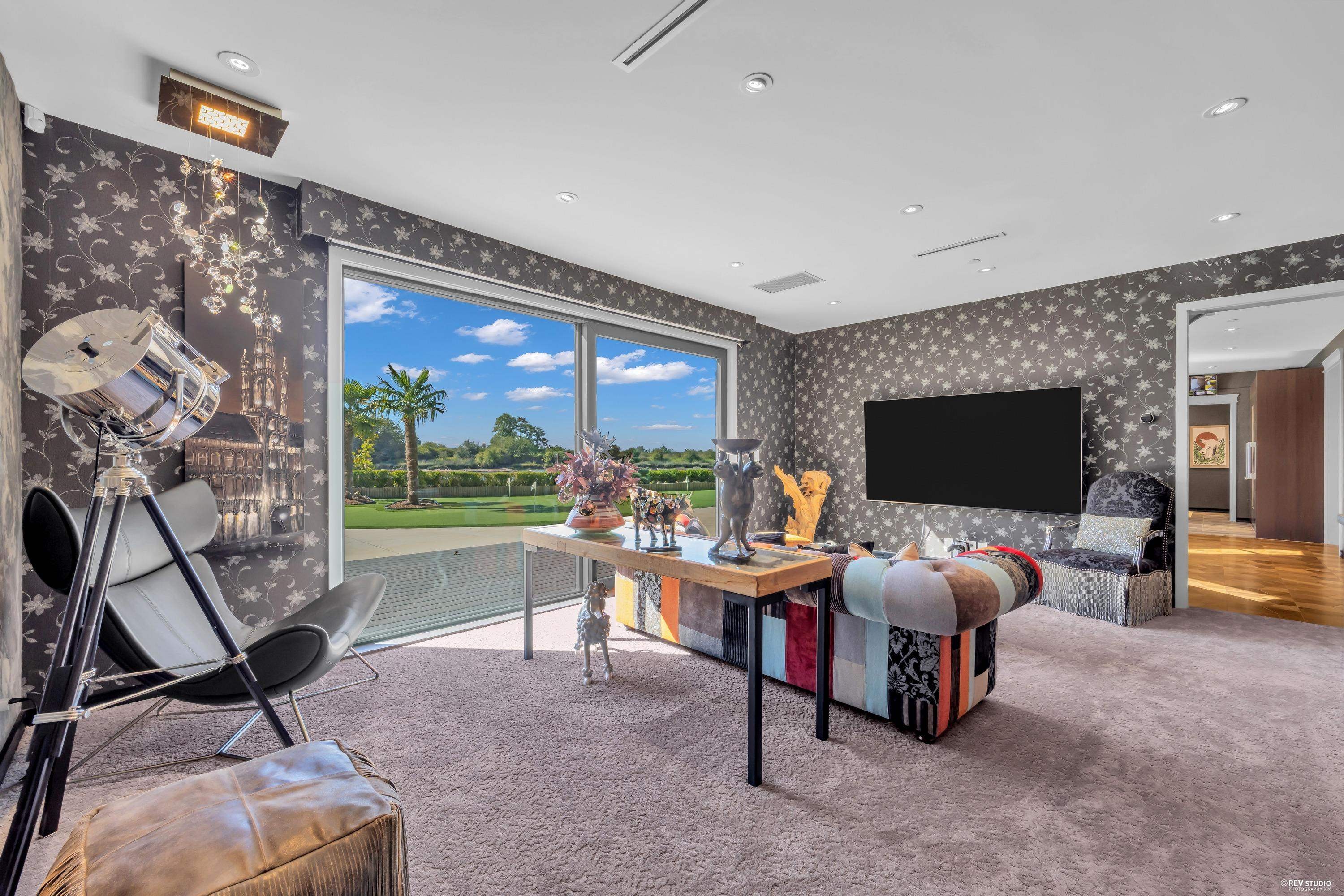3308 Deering Island Place, Vancouver, BC - Indoor