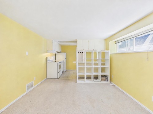 3035 5Th Avenue W, Vancouver, BC - Indoor
