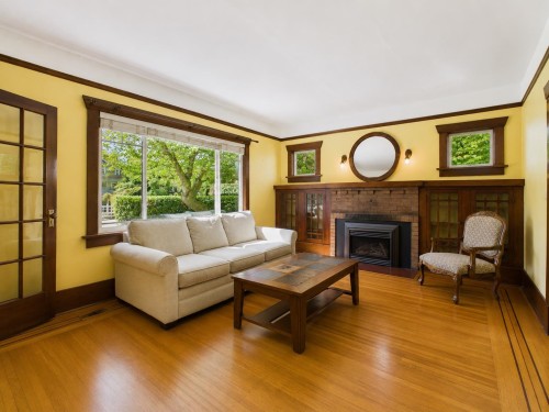 3035 5Th Avenue W, Vancouver, BC - Indoor Photo Showing Living Room With Fireplace