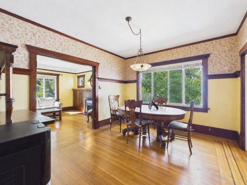3035 5Th Avenue W, Vancouver, BC - Indoor Photo Showing Dining Room