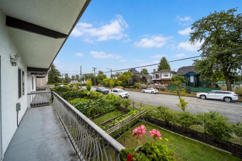 4657 Slocan Street, Vancouver, BC - Outdoor