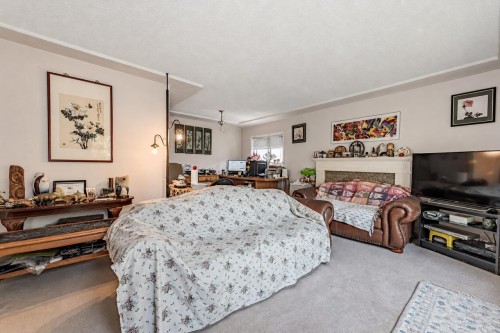 3026 Garden Drive, Vancouver, BC - Indoor Photo Showing Living Room