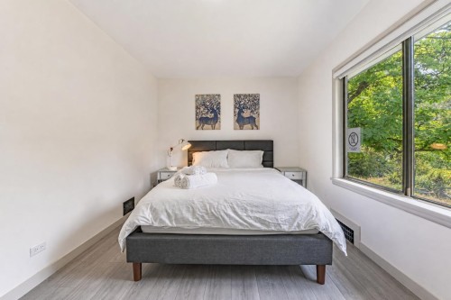 3008 Garden Drive, Vancouver, BC - Indoor Photo Showing Bedroom