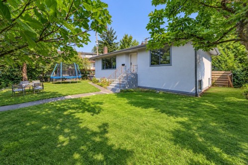 3008 Garden Drive, Vancouver, BC - Outdoor