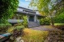 1975 18Th Avenue W, Vancouver, BC  - Outdoor 