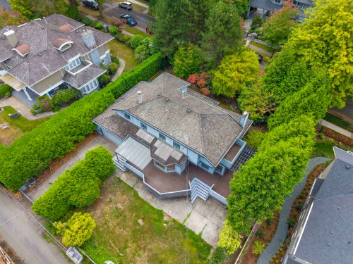 1975 18Th Avenue W, Vancouver, BC - Outdoor