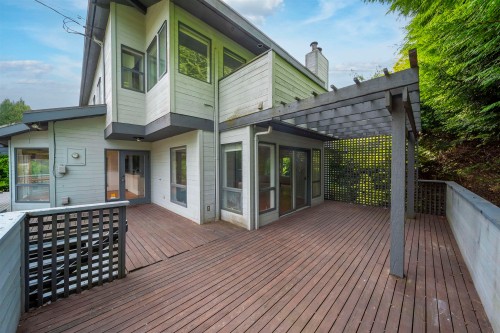 1975 18Th Avenue W, Vancouver, BC - Outdoor With Exterior