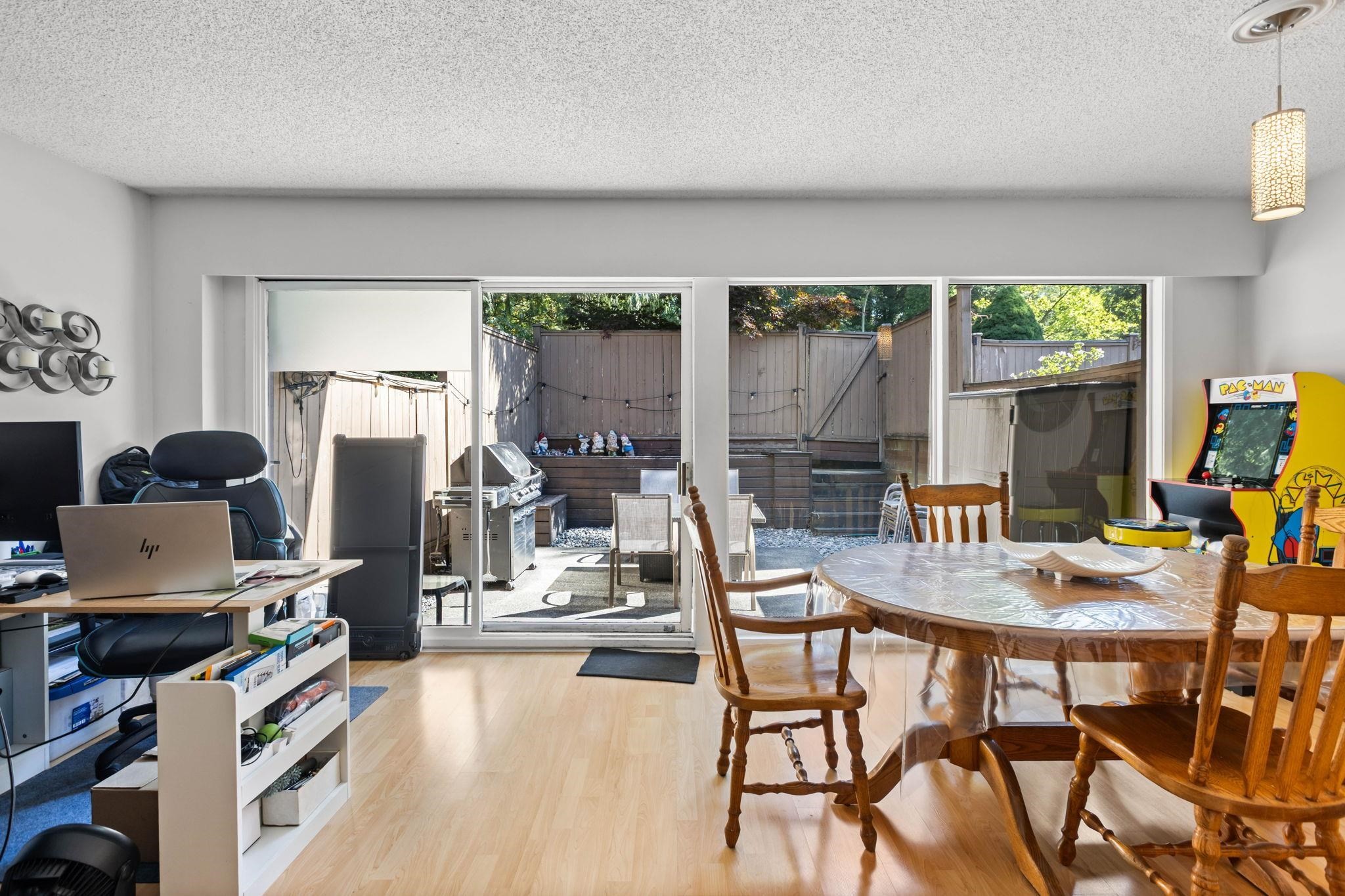 9010 Centaurus Circle, Burnaby, BC - Indoor