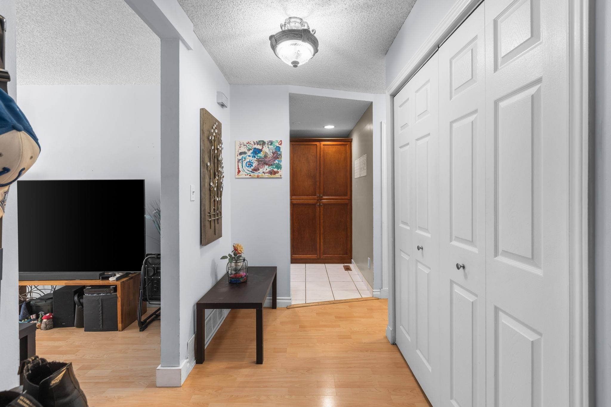 9010 Centaurus Circle, Burnaby, BC - Indoor Photo Showing Other Room