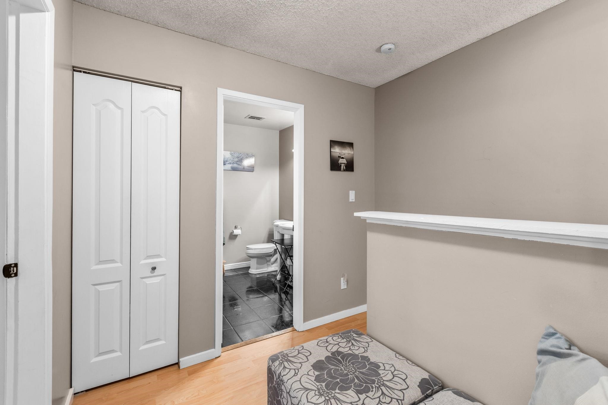 9010 Centaurus Circle, Burnaby, BC - Indoor Photo Showing Other Room