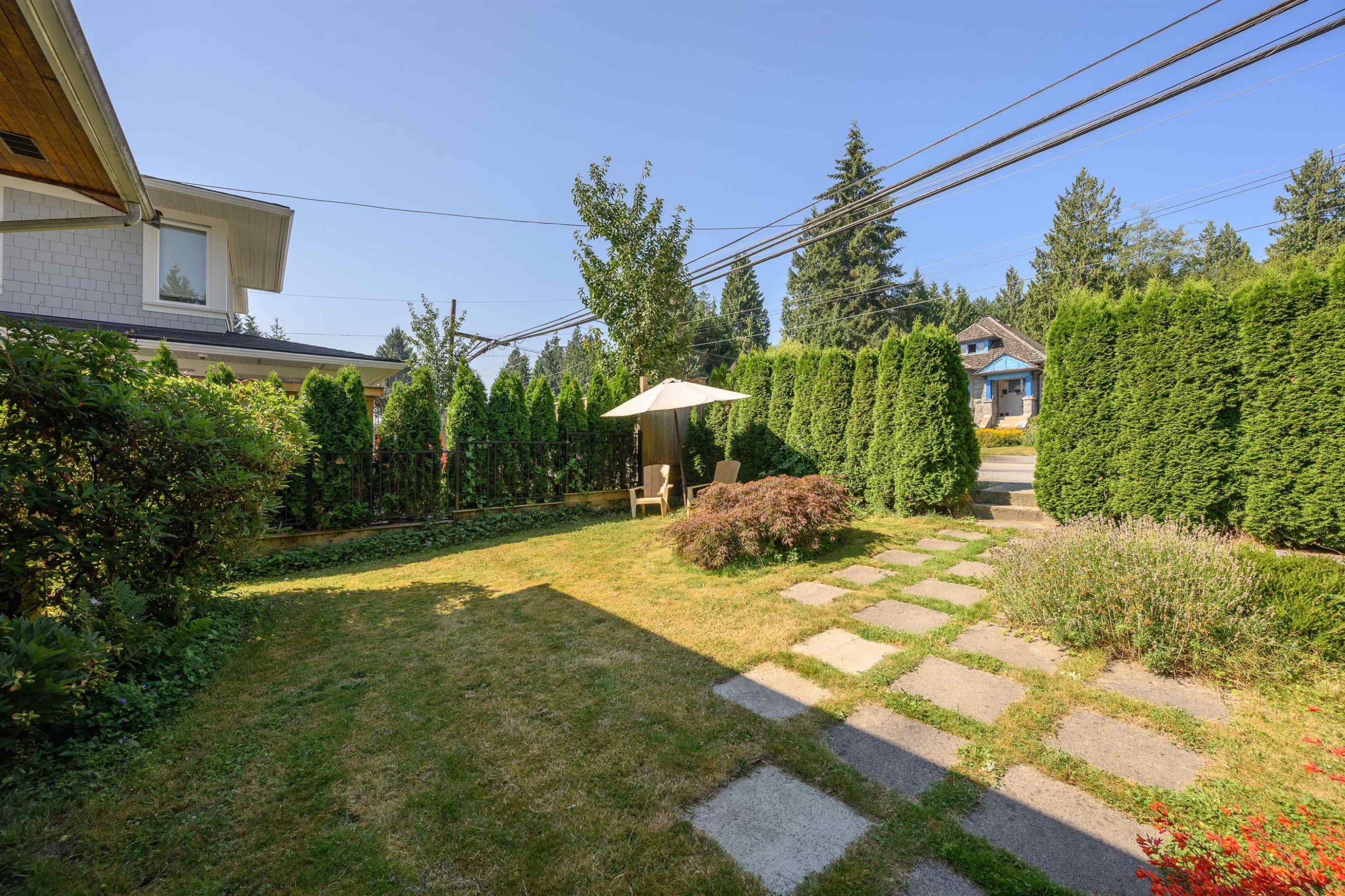 3342 Fromme Road, North Vancouver, BC - Outdoor
