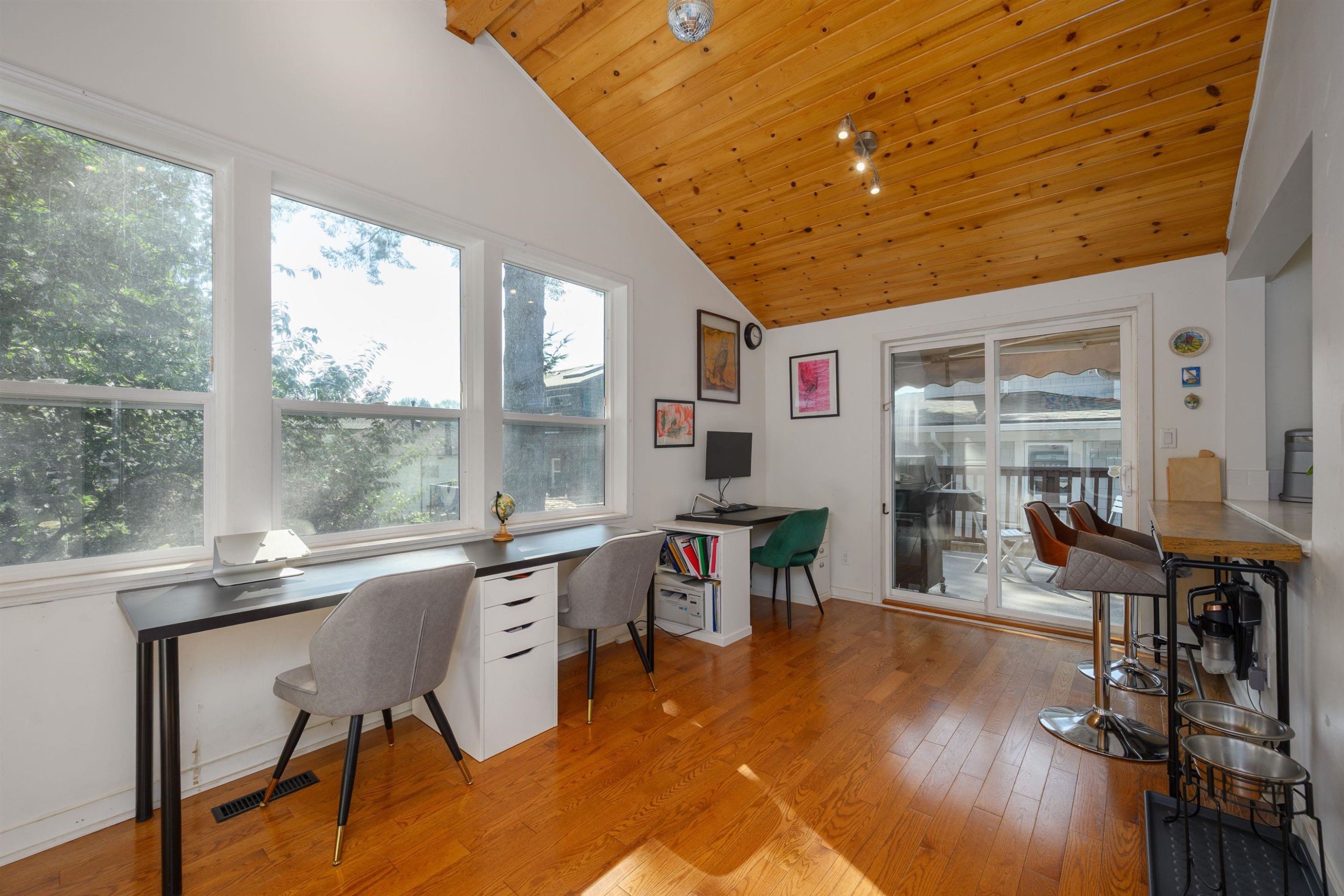 3342 Fromme Road, North Vancouver, BC - Indoor Photo Showing Other Room