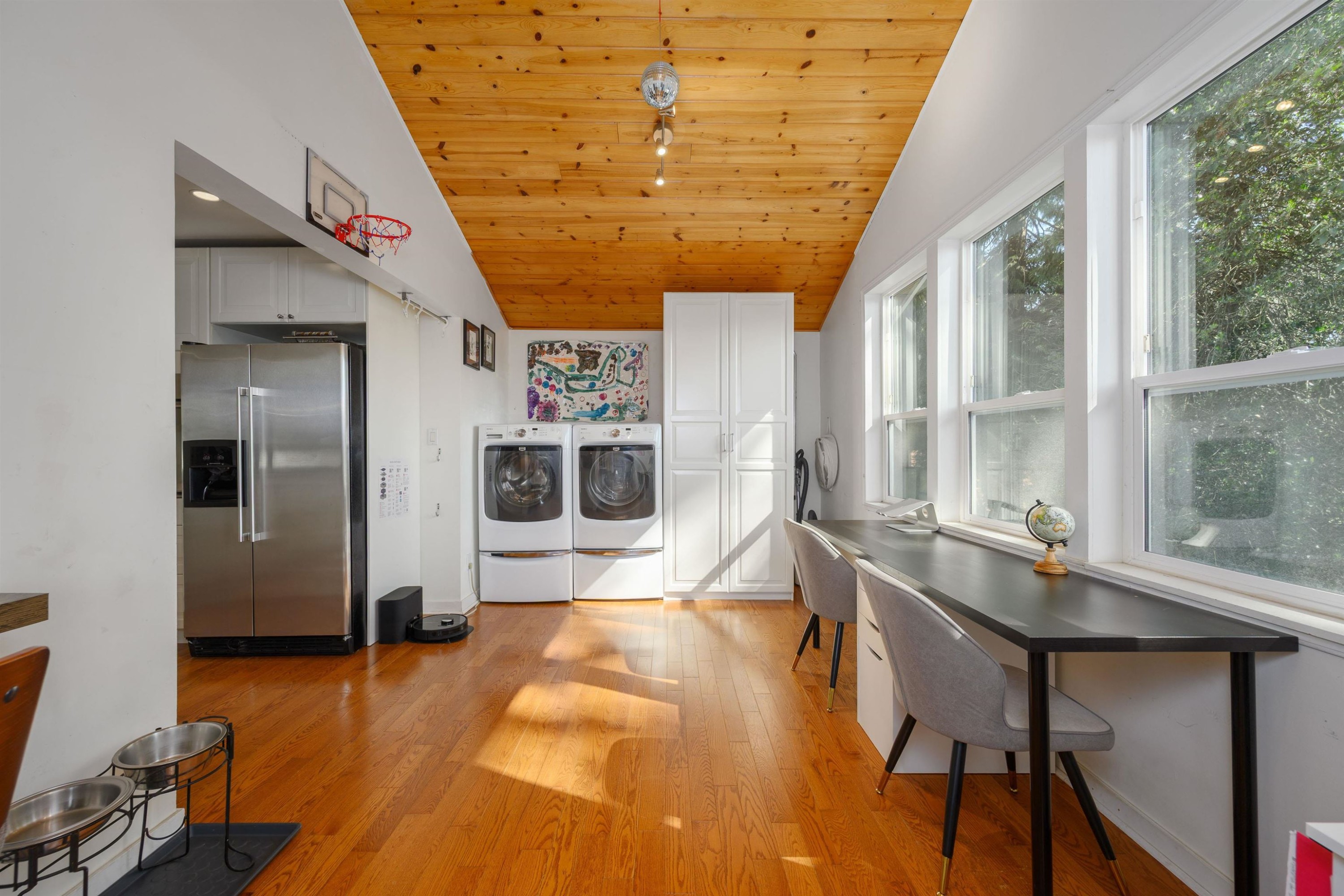 3342 Fromme Road, North Vancouver, BC - Indoor