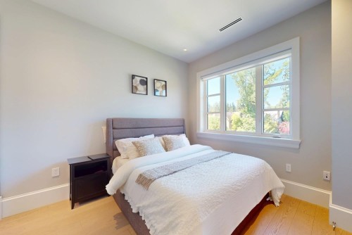 4014 36Th Avenue W, Vancouver, BC - Indoor Photo Showing Bedroom