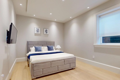 4014 36Th Avenue W, Vancouver, BC - Indoor Photo Showing Bedroom